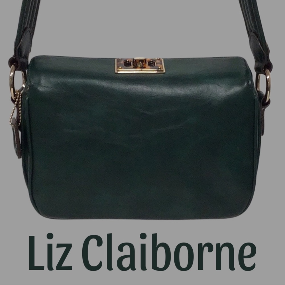 New LIZ CLAIBORNE Forest Green Box Bag with Enameled Plate Twist Lock Top